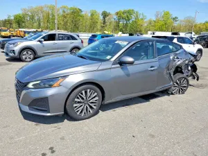 Nissan Altima 2.5L 4 2023