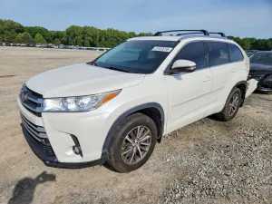 Toyota Highlander 3.5L 6 2018
