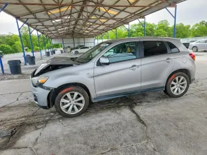 Mitsubishi Outlander 2.0L 4 2015