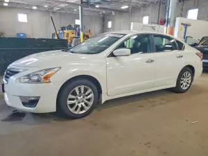 Nissan Altima 2.5L 4 2015