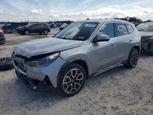 BMW X1 2.0L 4 2025