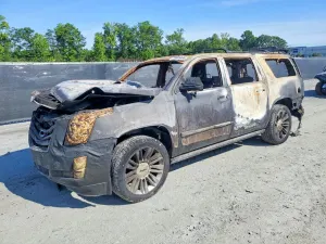Cadillac Escalade 6.2L 8 2016