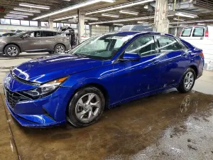 Hyundai Elantra 2.0L 4 2023