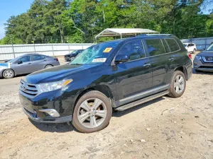 Toyota Highlander 3.5L 6 2013