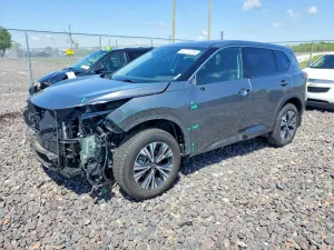 Nissan Rogue 2.5L 4 2021