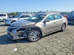 Nissan Altima 2.5L 4 2015