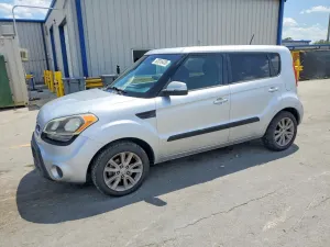 Kia Soul 2.0L 4 2012