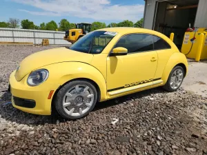 Volkswagen Beetle 2.5L 5 2012