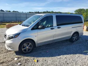 Mercedes-Benz Metris 2.0L 4 2017