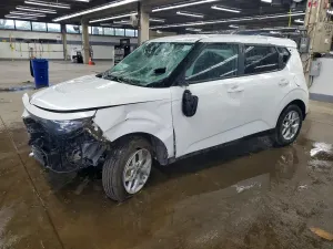 Kia Soul 2.0L 4 2025