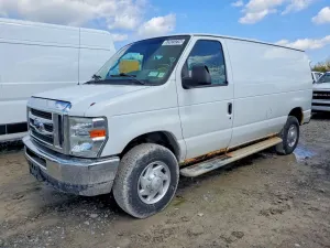 Ford Econoline 4.6L 8 2013