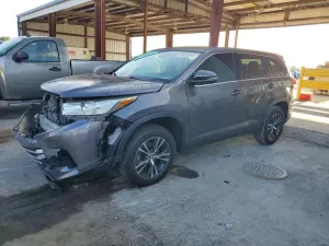 Toyota Highlander 3.5L 6 2019
