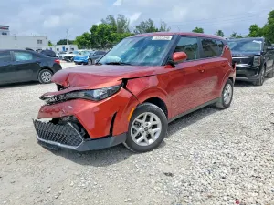 Kia Soul 2.0L 4 2025