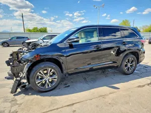 Toyota Highlander 3.5L 6 2016