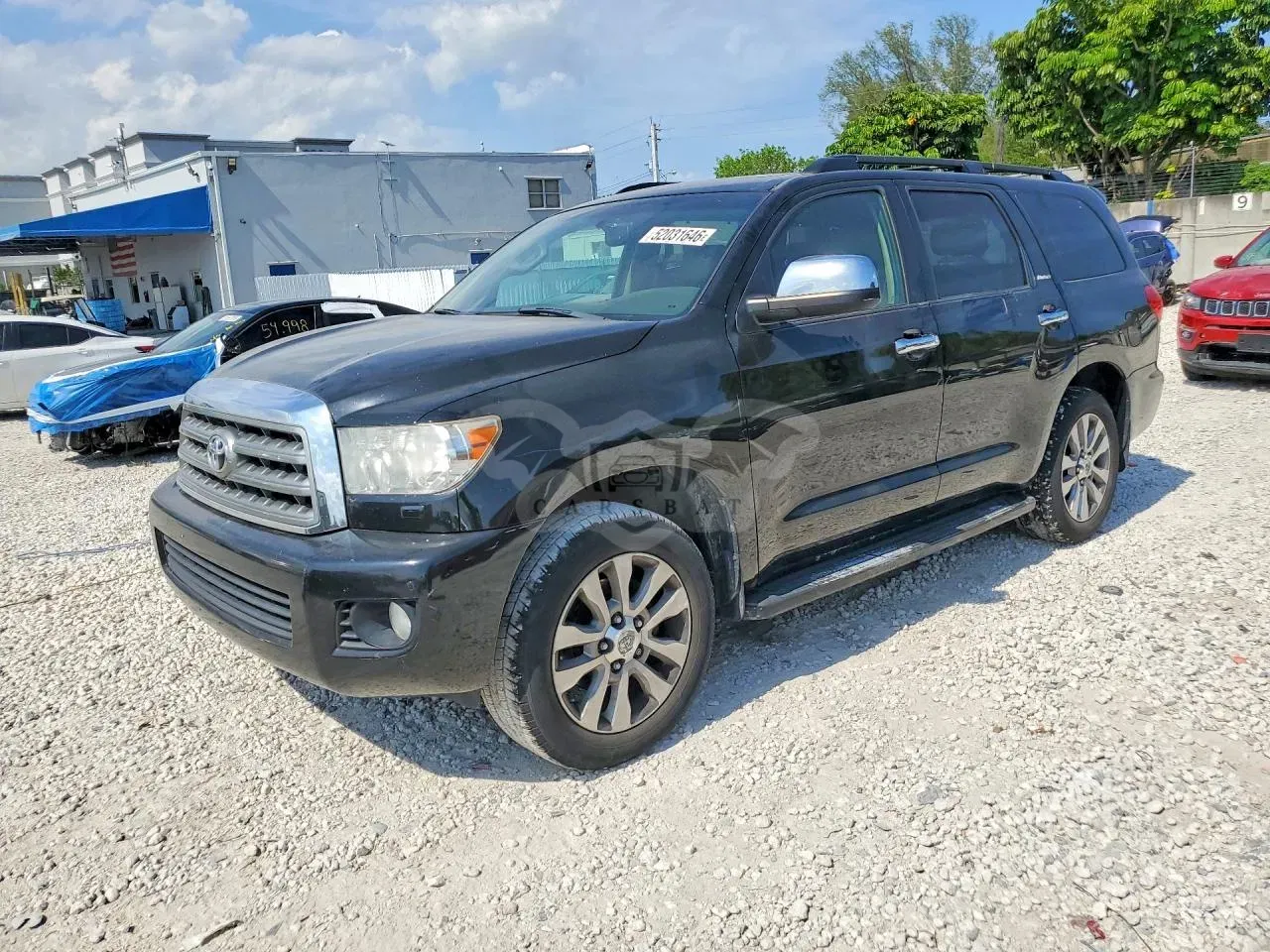 Toyota Sequoia 5.7L 8 2011