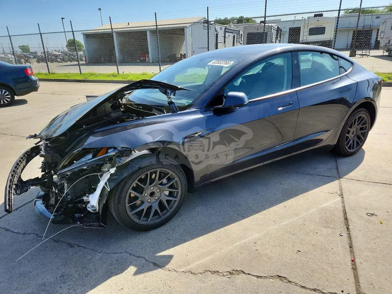 Tesla Model 3 2025