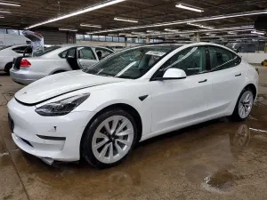 Tesla Model 3 2022