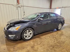 Nissan Altima 2.5L 4 2015