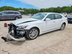 Lexus LS 4.6L 8 2014
