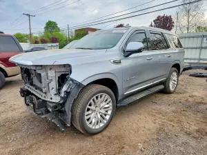 GMC Yukon 6.2L 8 2023