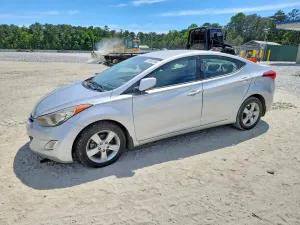 Hyundai Elantra 1.8L 4 2013