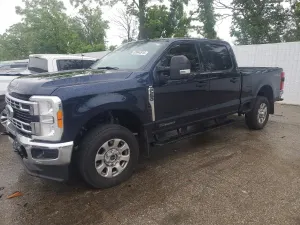 Ford F-250 6.7L 8 2023