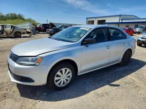 Volkswagen Jetta 2.0L 4 2014