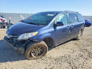 Toyota Sienna 3.5L 6 2018