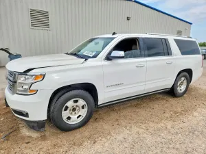 Chevrolet Suburban 5.3L 8 2015