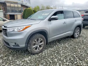 Toyota Highlander 3.5L 6 2016
