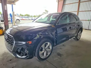 Audi Q5 2.0L 4 2022