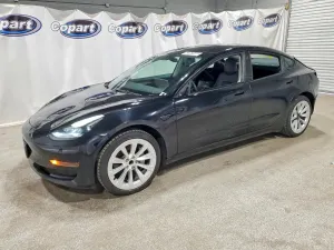 Tesla Model 3 2022