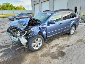 Subaru Outback 2.5L 4 2013