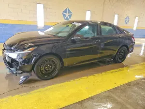 Hyundai Elantra 2.0L 4 2021