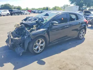 Ford Focus 2.0L 4 2013