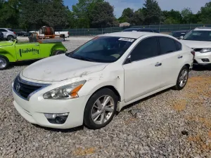 Nissan Altima 2.5L 4 2015