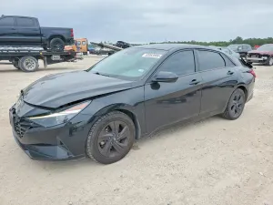 Hyundai Elantra 2.0L 4 2021