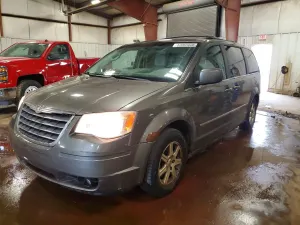 Chrysler Town & Country 3.8L 6 2010