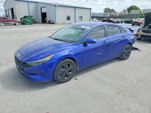 Hyundai Elantra 2.0L 4 2021