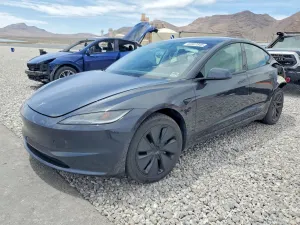 Tesla Model 3 2025