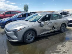 Kia K4 2.0L 4 2026