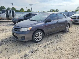 Toyota Corolla 1.8L 4 2013