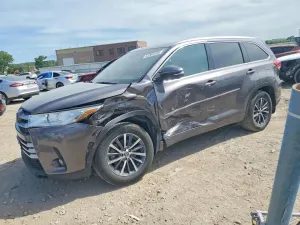 Toyota Highlander 3.5L 6 2018