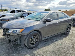Toyota Camry 2.5L 4 2012