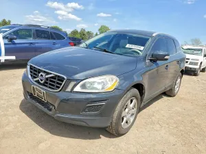 Volvo XC60 3.2L 6 2012