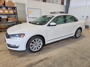 Volkswagen Passat 2.0L 4 2013