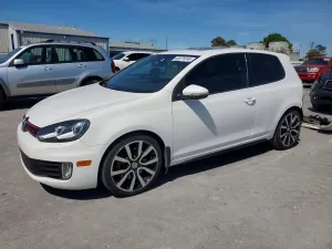 Volkswagen Golf 2.0L 4 2012