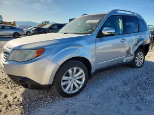 Subaru Forester 2.5L 4 2011