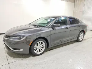 Chrysler 200 2.4L 4 2017