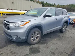 Toyota Highlander 3.5L 6 2014